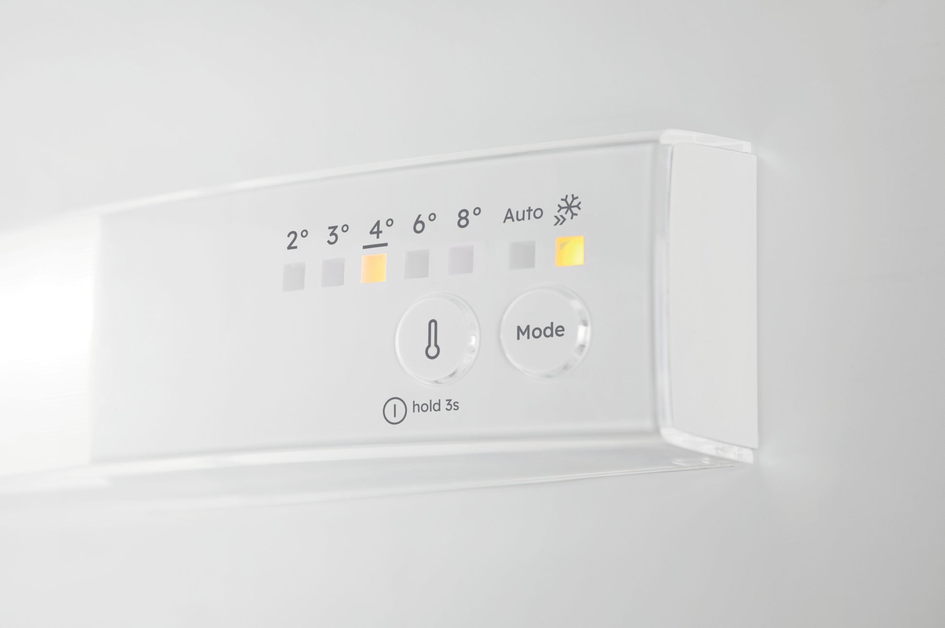 AEG NSC7N18ZES 54.6cm 70/30 Built In Frost Free Fridge Freezer