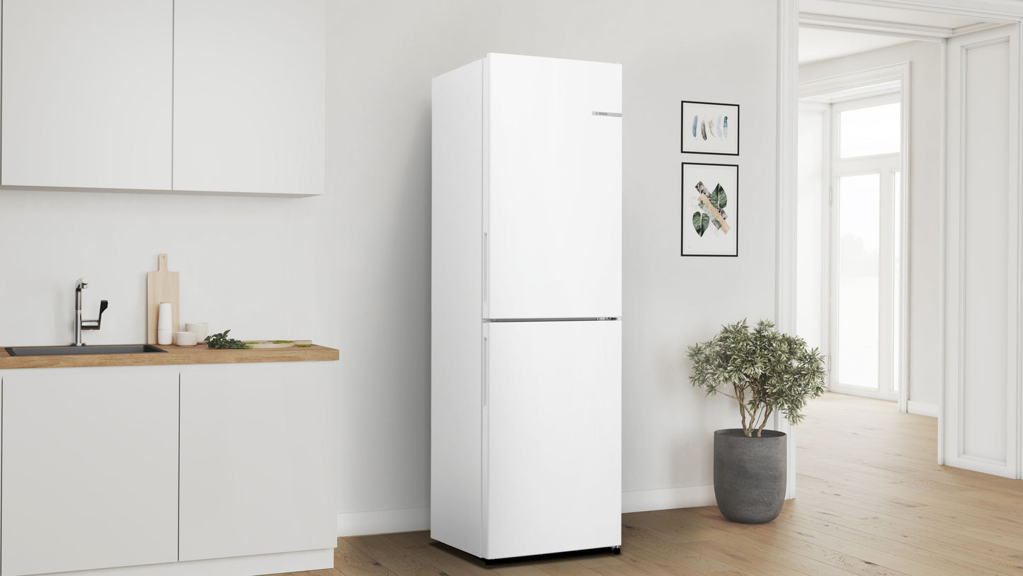Bosch KGN27NWEAG 55cm 50/50 Frost Free Fridge Freezer - White