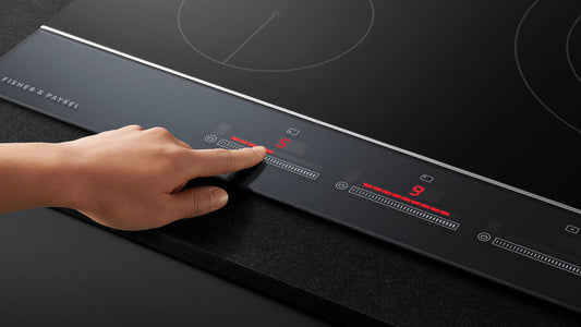 Fisher & Paykel CI302DTB4 30cm Induction Hob - Black Glass