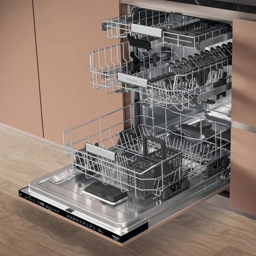 Hotpoint H8IHP42LUK Built In Dishwasher - 14 Place Settings