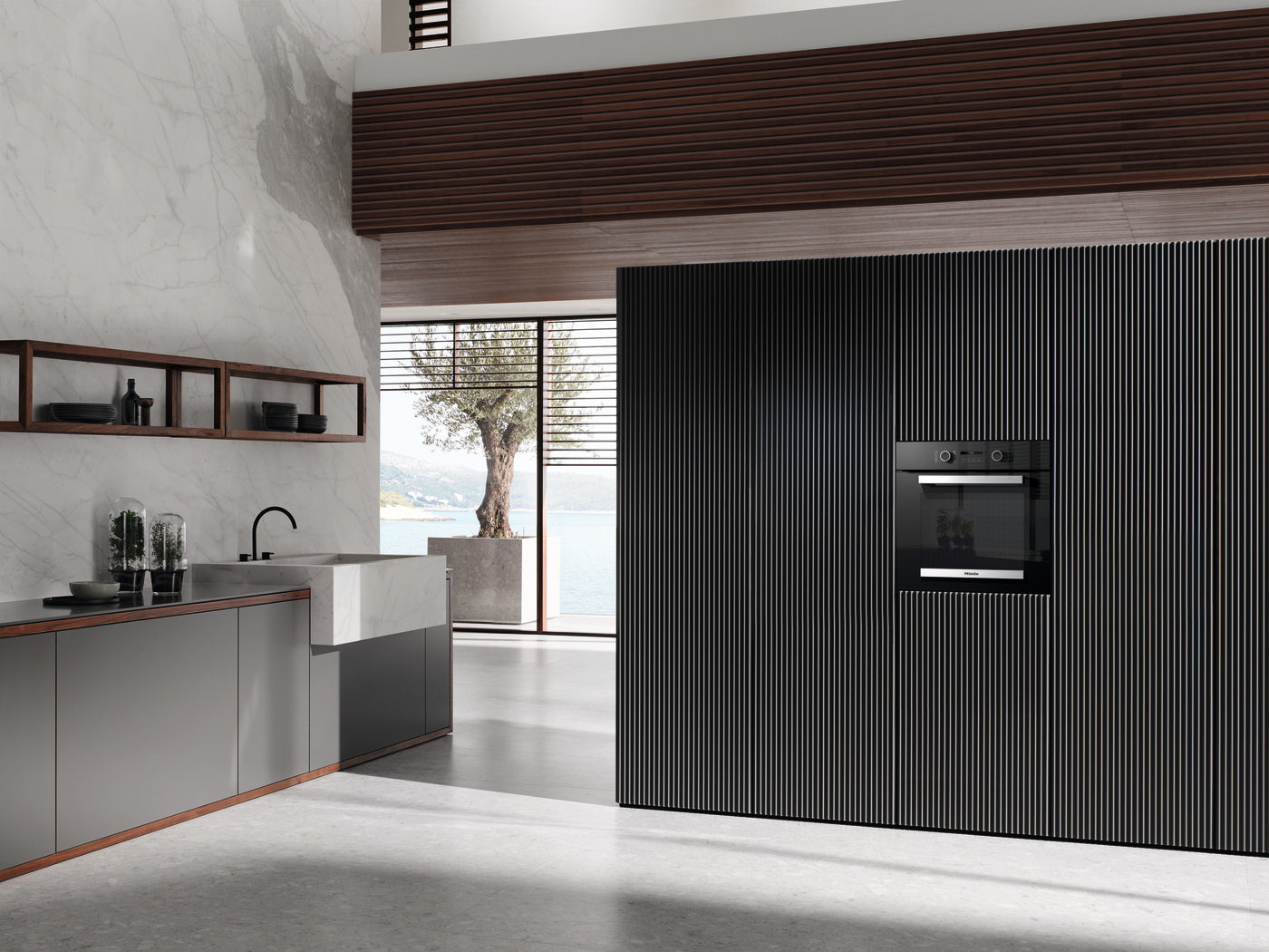 Miele H 2465 BP 59.5cm Built In Electric Single Oven - Black & Stainless Steel