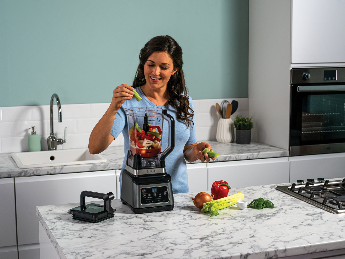 Ninja BN800UK 3-in-1 Blender and Food Processor with Auto IQ - Black/Silver