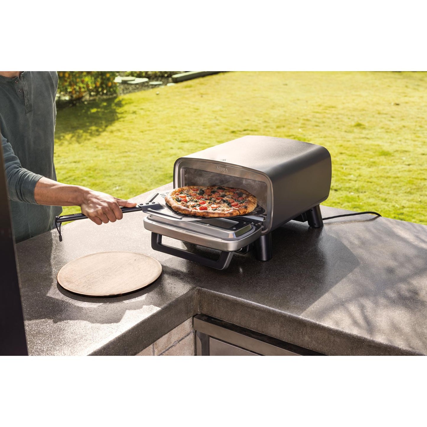 Ninja MO201UK Electric Outdoor Pizza Oven & Air Fryer