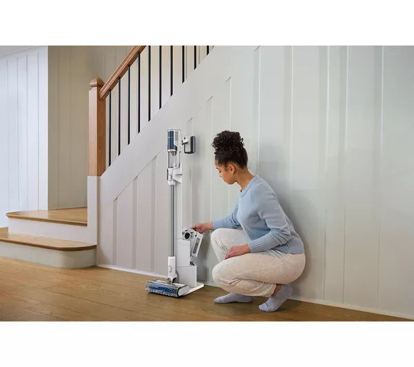 Shark BU3521UK Clean & Empty Cordless Vacuum Cleaner & Auto-Empty System - 40 Minutes Run Time - White